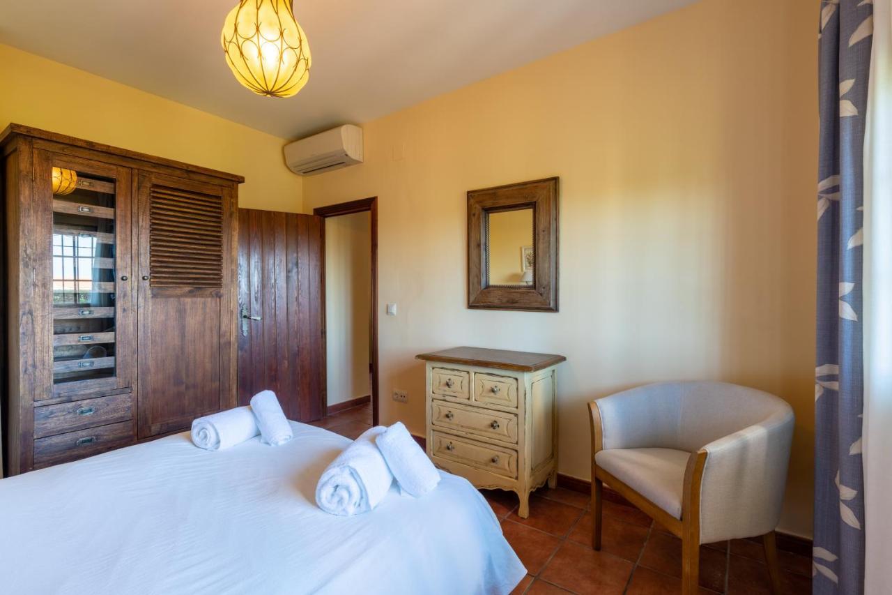 Villa Lucrecia Morón de la Frontera Extérieur photo