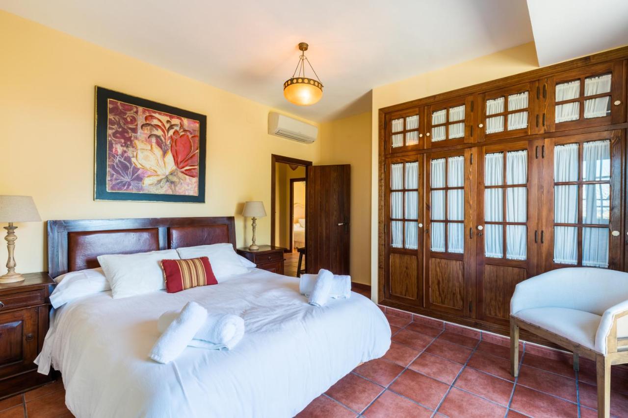 Villa Lucrecia Morón de la Frontera Extérieur photo