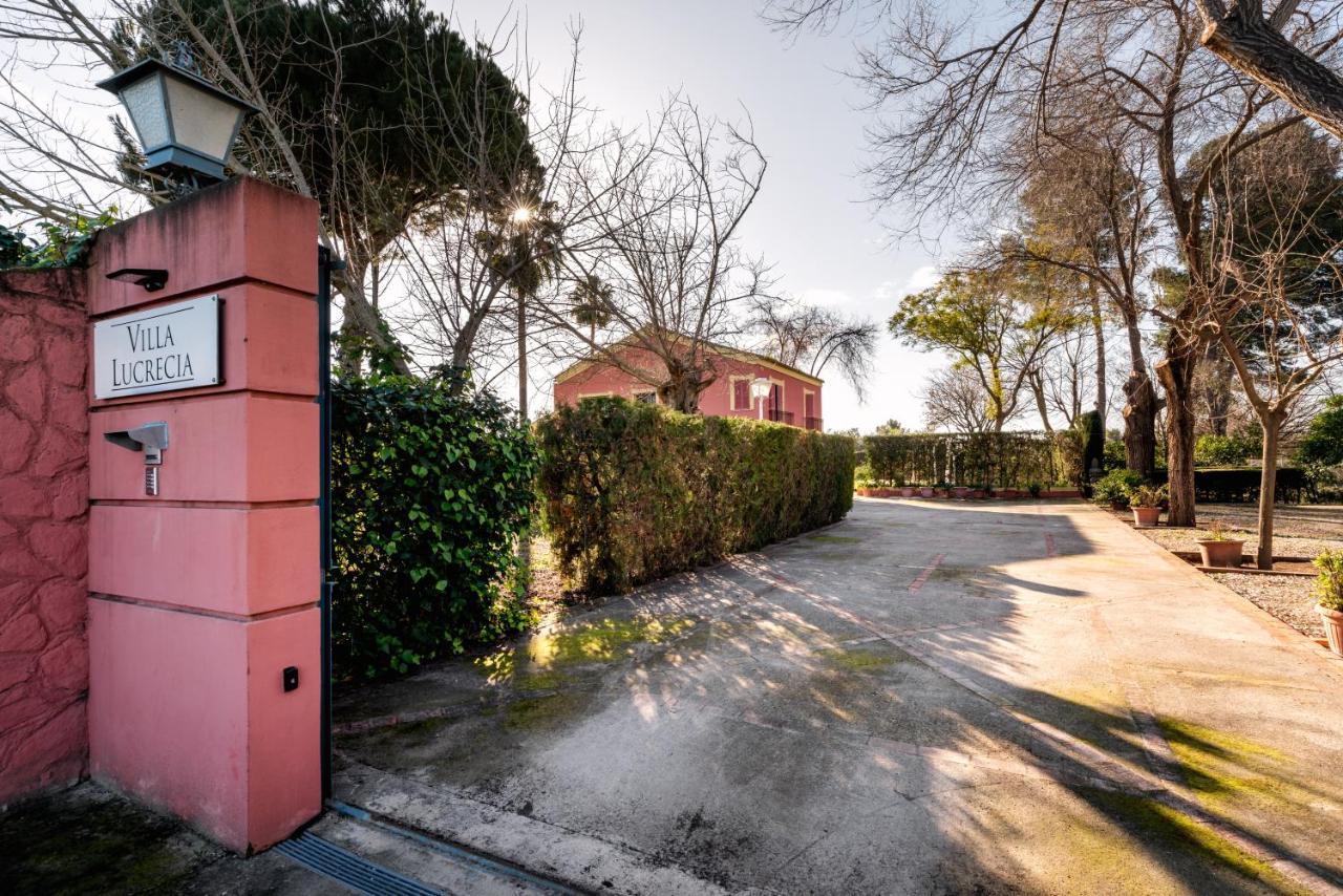 Villa Lucrecia Morón de la Frontera Extérieur photo