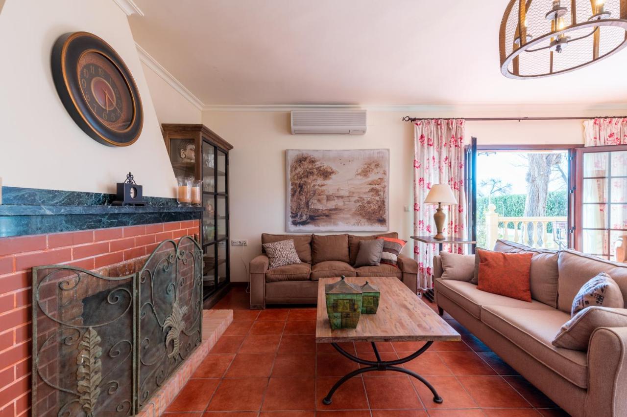 Villa Lucrecia Morón de la Frontera Extérieur photo